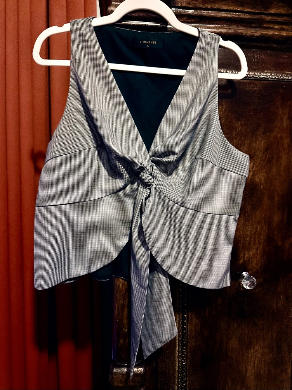 Commense Black & White Sleeveless Tie-Front Blouse